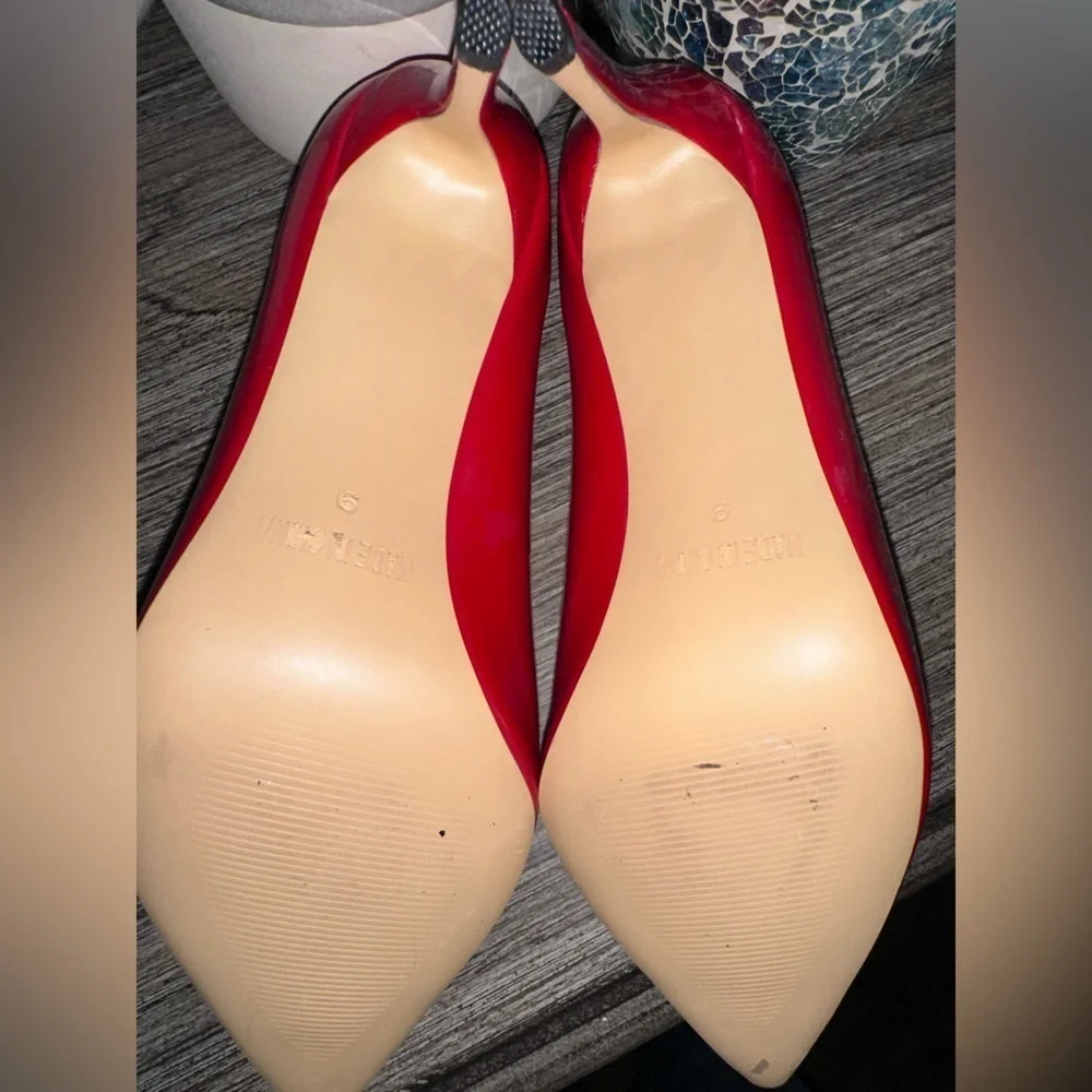 Lovirs Red Pointed-Toe Stiletto Heels